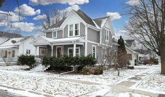 1019 N DURKEE St, Appleton, WI 54911