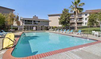 950 Shorepoint Ct 307, Alameda, CA 94501