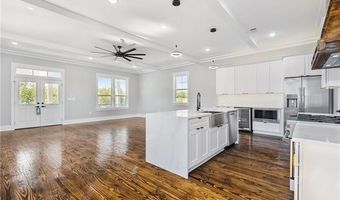 1938 BENJAMIN St, Arabi, LA 70032