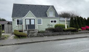 95 12TH St, Bandon, OR 97411