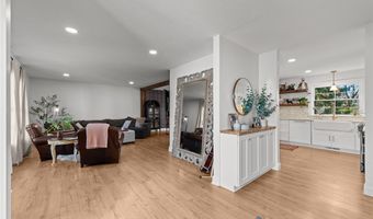 830 S Parkview Dr, Aurora, OH 44202