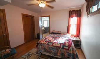 515 2nd Ave, Ackley, IA 50601