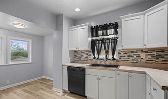 1940 8th St, Akron, OH 44314