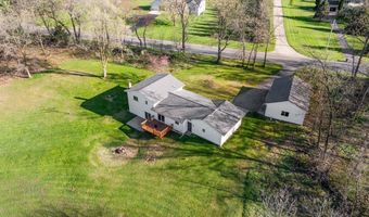 9095 76th St SE, Alto, MI 49302