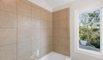25311 Jesmond Dene Rd, Escondido, CA 92026
