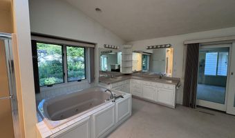 2503 E HARMON St, Appleton, WI 54915
