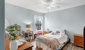 12 TRADEWINDS Ave, Barnegat, NJ 08005