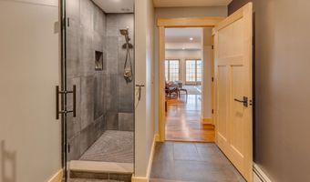 365 Tunnel Stream Rd, Benton, NH 03785
