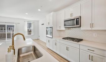 614 GLEN LAKE Dr, Bowie, MD 20716