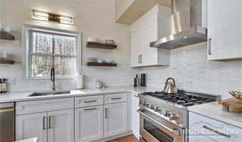 731 River Run Rd, Banner Elk, NC 28604
