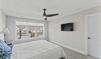 63 Great Hill Dr 63, Bethel, CT 06801