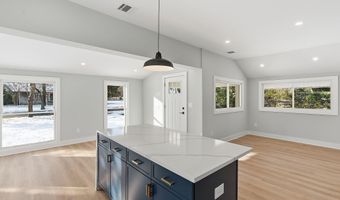 630 E Bay Ave, Barnegat, NJ 08005