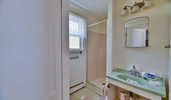 91 Gage St, Augusta, ME 04330