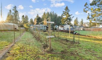 22060 S LESLIE Ave, Beavercreek, OR 97004