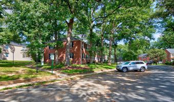 229 N GEORGE MASON Dr 229-3, Arlington, VA 22203