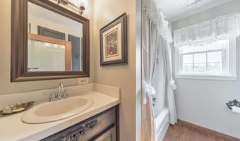 115 S Main, Adairsville, GA 30103