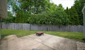 125 Cheri Ln, Antioch, IL 60002