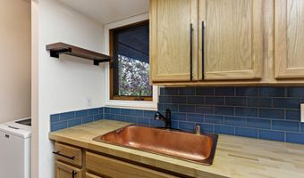 420 E 56th Ave #7H, Anchorage, AK 99518