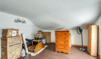 1314 Bank St, Atwater, OH 44201