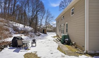 20 Mount Pleasant View Ave, Cumberland, RI 02864