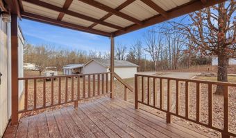 254 Country Pl, Bean Station, TN 37708