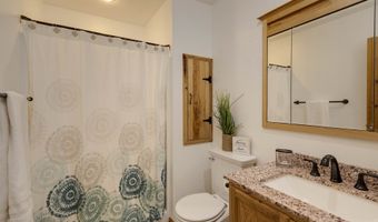 126 N OCEAN Ave, Rockaway Beach, OR 97136