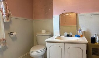 26 Webster Ave N, Bangor, ME 04401