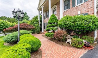 4918 SUNSET Ln, Annandale, VA 22003
