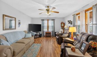 955 Livingston Boat Dock Rd, Allons, TN 38541