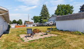 105 E Main St, Anna, OH 45302