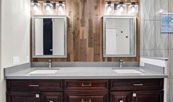 4449 E RANCHO CALIENTE Dr, Cave Creek, AZ 85331