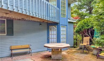 223 Ten Rod Rd, Exeter, RI 02822