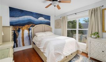 121 Spofford Ave, Warwick, RI 02888