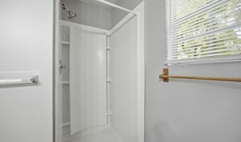 11240 Rotherick Dr, Alpharetta, GA 30022