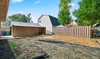 1074 6TH St, Green Bay, WI 54304