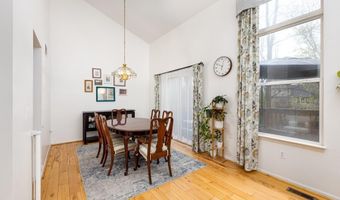 3339 Elsinore Ct, Ann Arbor, MI 48105