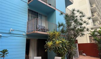424 Walina St 35, Honolulu, HI 96815