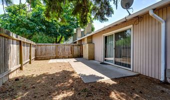 786 788 W QUINALT St, Springfield, OR 97477