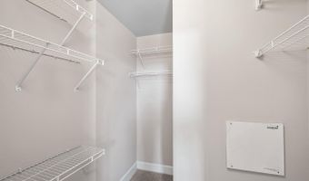 3600 S GLEBE Rd 330W, Arlington, VA 22202