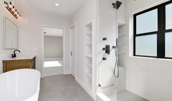 1080 Landavo Rancho Rd, Escondido, CA 92027