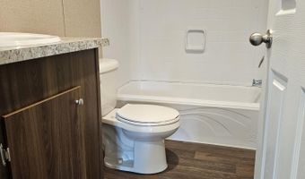 2833 Vancouver Dr, Alford, FL 32420