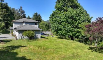 16711 Thompson Rd, Brookings, OR 97415