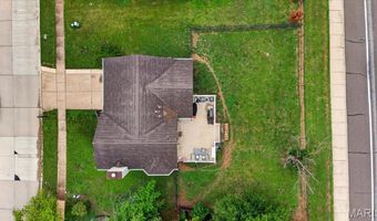 1873 Fox Pointe Dr, Arnold, MO 63010
