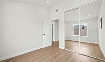 1700 W Cerritos 206, Anaheim, CA 92804