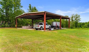 762 Old McLeod Bridge Rd, Adrian, GA 31002