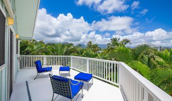 567 Kawailoa Rd D, Kailua, HI 96734