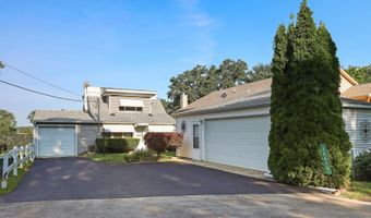 38410 N Lakeside Pl, Antioch, IL 60002
