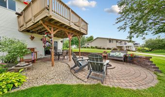 1006 24th Ave NW, Austin, MN 55912