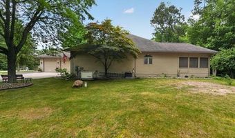 7480 Majestic Woods Dr, Argentine, MI 48451