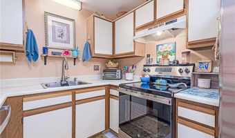66 Girard Ave 322, Newport, RI 02840